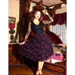 The Oblong Box Shop Winchester Mystery House Skirt Size 2X NWT